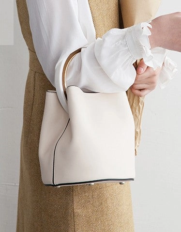Sleek and modern tote Timeless elegance Cute Leather Womens Mini Bucket Handbag Crossbody Purse Barrel Shoulder Bag for Women
