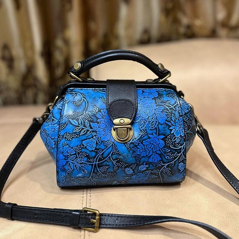 Refined Detail City Fashion Spring/Summer Women's Wing-shaped Crossbody Bag, Cowhide Leather Doctor Bag, Vintage Embossed Design Shoulder Bag, Tan, Green, Blue Bag