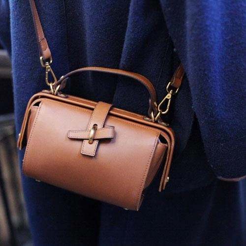 Fashion Black Womens Mini Leather Handbag Shoulder Bag Brown Cute Crossbody Bag Purse Stylish Design Trendy Design