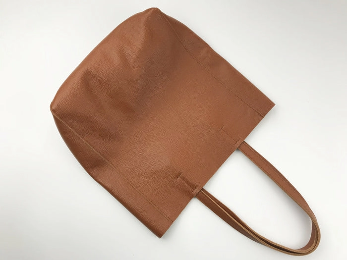 Weekend Wear Soft Texture Fashion Womens White Leather Vertical Tote Bags White Shoulder Tote Bags White Handbags Tote For Women