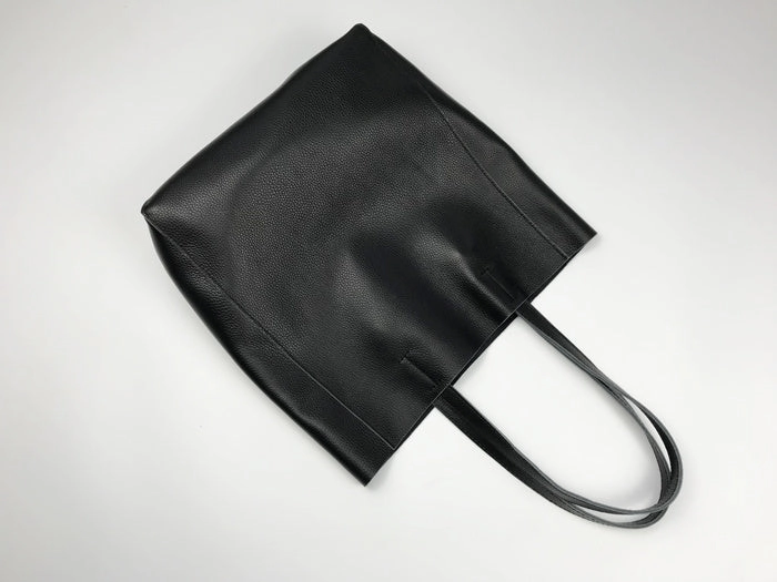 Fashion Womens White Leather Vertical Tote Bags White Shoulder Tote Bags White Handbags Tote For Women Practical Structure