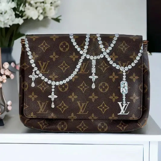 A Girl's Best Friend Durable Simplicity