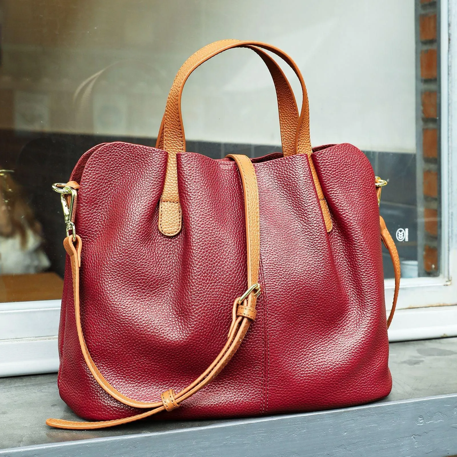 Two Tone Pebbled Leather Commuter Shoulder Bag for Women, Soft Genuine Leather Slouchy Shoulder & Handbag Weekend Travel Modern Aesthetic