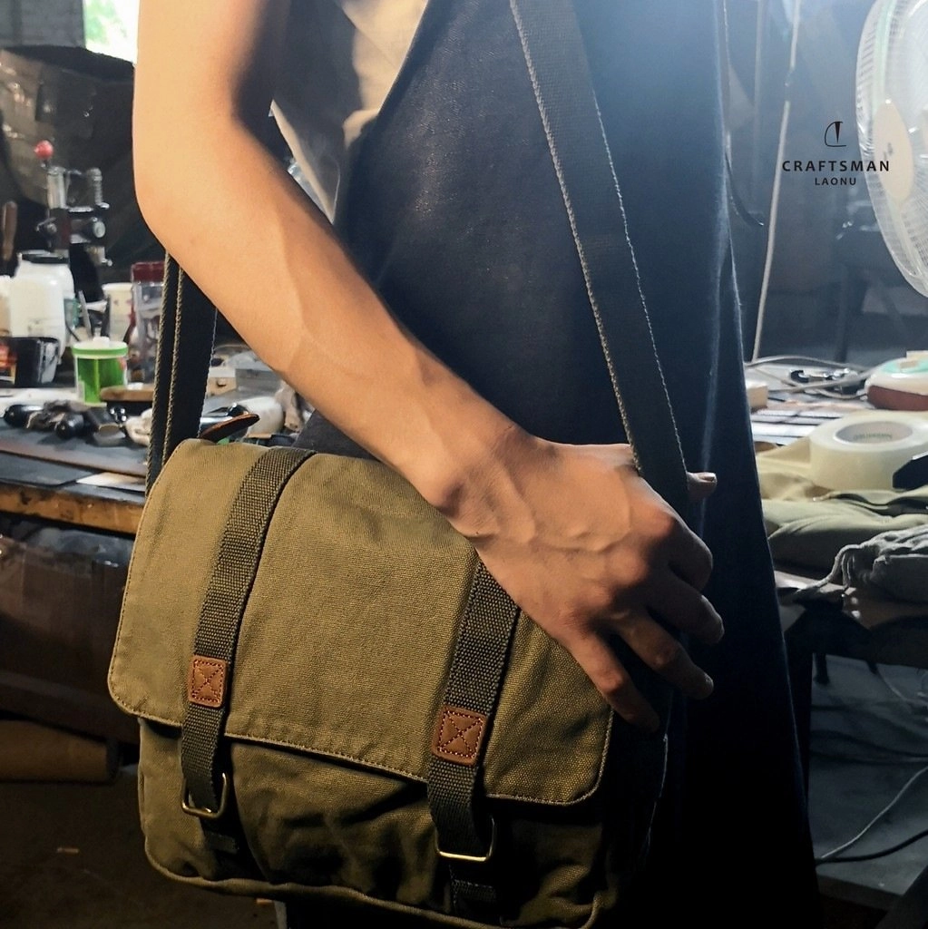 Army Green Canvas Mens Side Bag Messenger Bag Canvas Courier Bag Postman Purse For Men Casual Gear