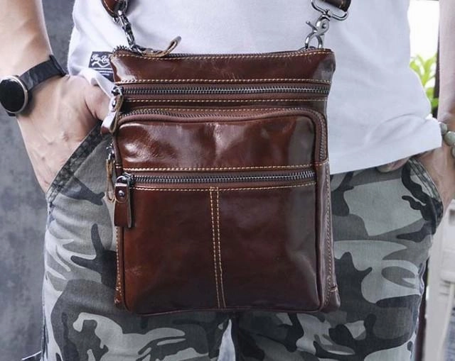 Mens Leather Small Side Bag Messenger Bag Courier bag for Men Outdoor Lifestyle Functional Comfort