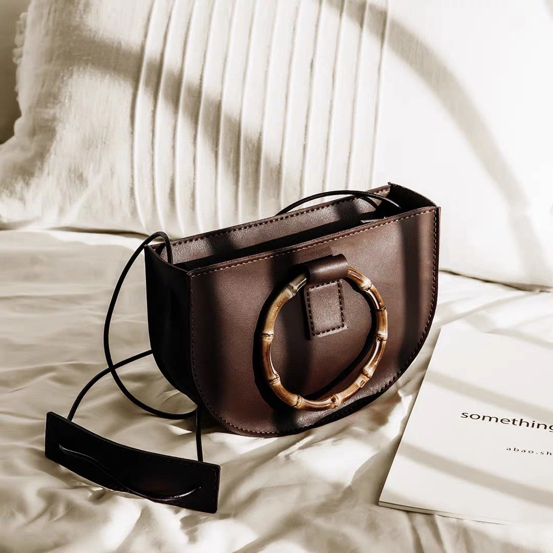 Stylish Leather Brown Womens Saddle Handbag Purse Saddle Shoulder Bag for Women Bold Edge