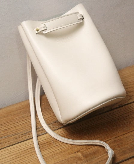 Elegant Look simple design Stylish LEATHER WOMEN Bucket SHOULDER BAG Barrel Crossbody Purses FOR WOMEN