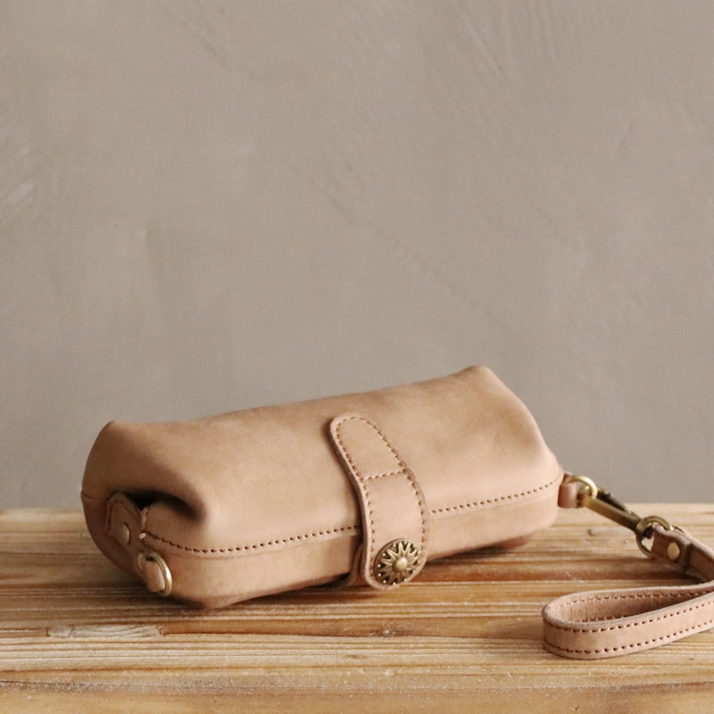 Vintage LEATHER Womens Wristlet Bag Doctor Long Wallet Mini Shoulder Bag FOR Women Structured Design travel mode