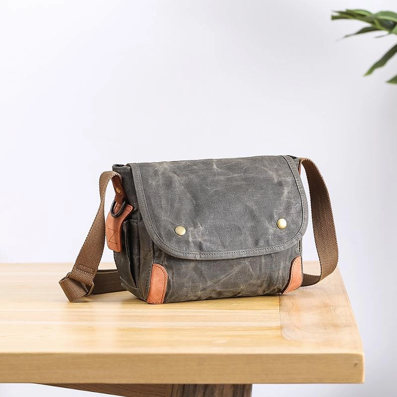Comfort handle Durable Travel Wax Canvas Leather Mens Dark Gray Small Side Bag Courier Bag Khaki Messenger Bag for Men