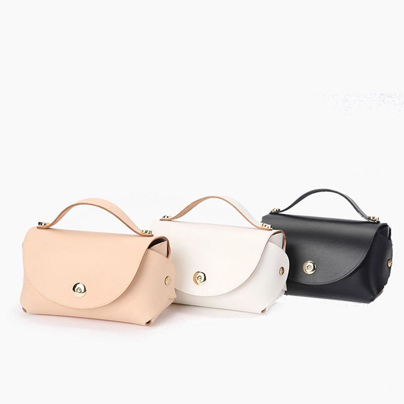 Elegant Outfit Cute Leather Womens Mini Chain Purse Makeup Handbags Chain Shoulder Bag for Women