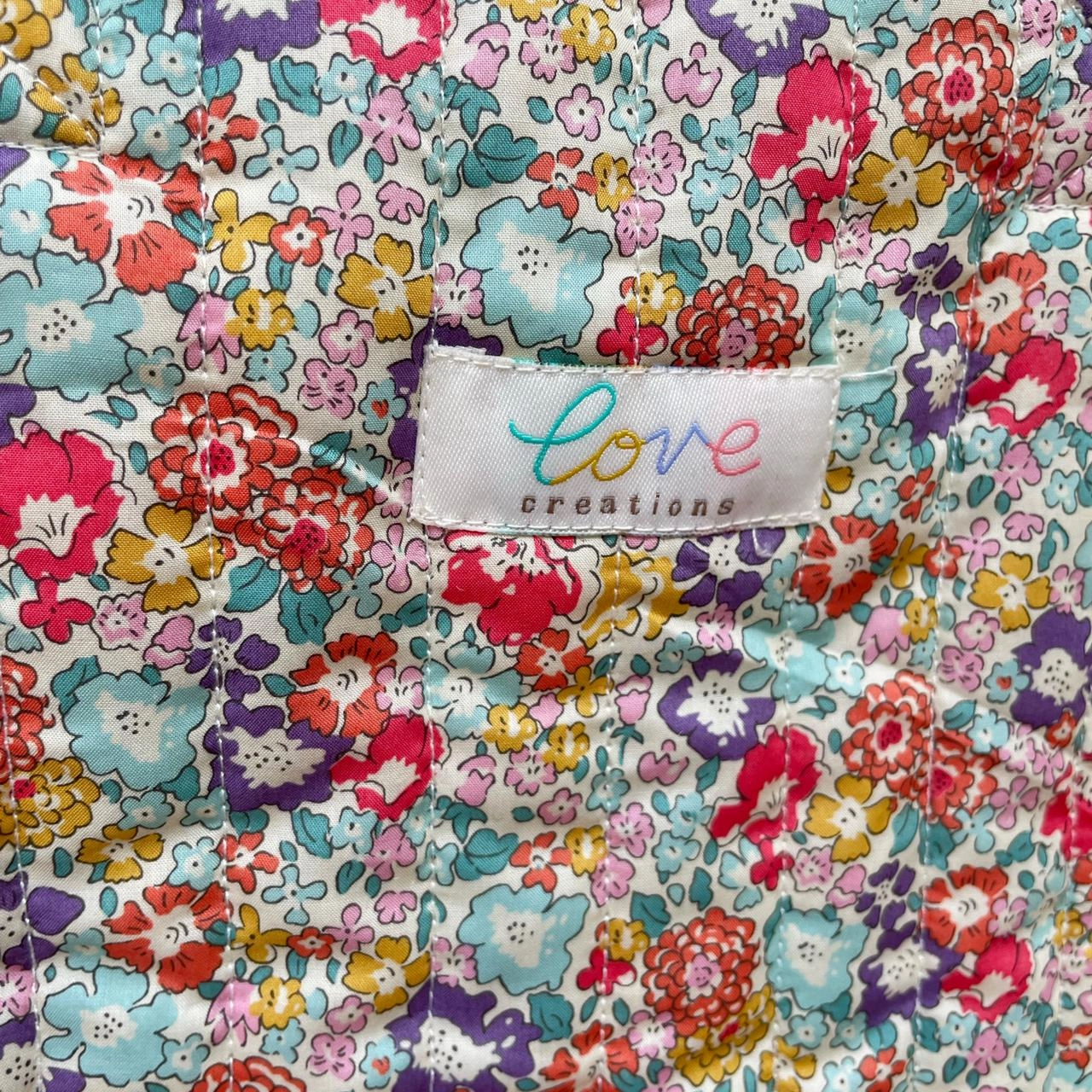 Outdoor Everyday Tote bag Minimal Form