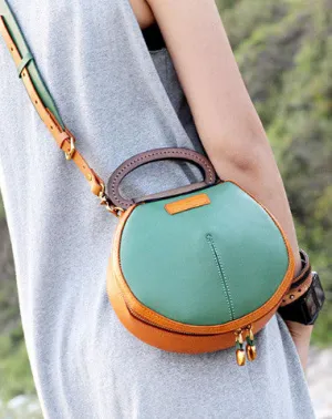 Handmade handbag Saddle purse leather crossbody bag purse shoulder bag for women Elegant Shoulder Daily Look