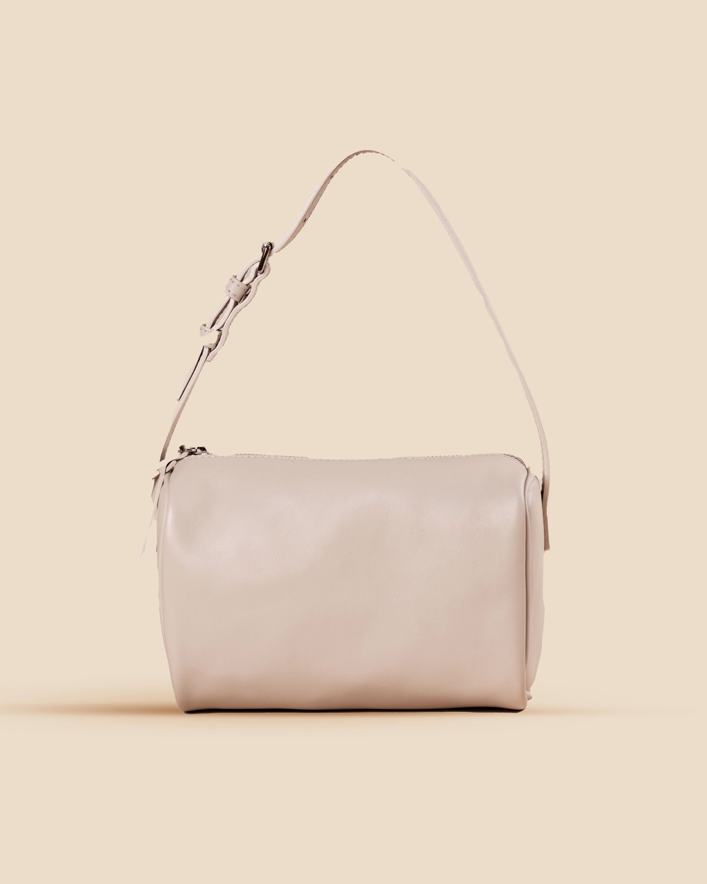 Travel Outfit Effortless Look The Lafayette- Almond