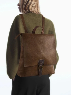 Vintage Vegan Leather Lightweight Backpack, Multi-Functional Commuter Laptop Bag for Women or Men, Large Convertible Shoulder & Handbag Style zipper closure