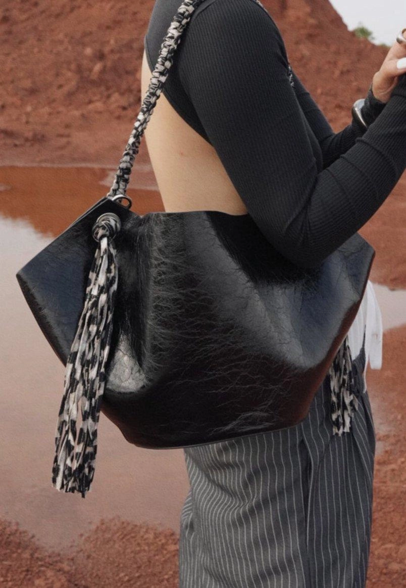 Functional Fashion Piece Travel Companion Unique Design Genuine Leather Large Tote Bucket Bag for Women | Suede Leather Autumn Tassel Bucket Bag