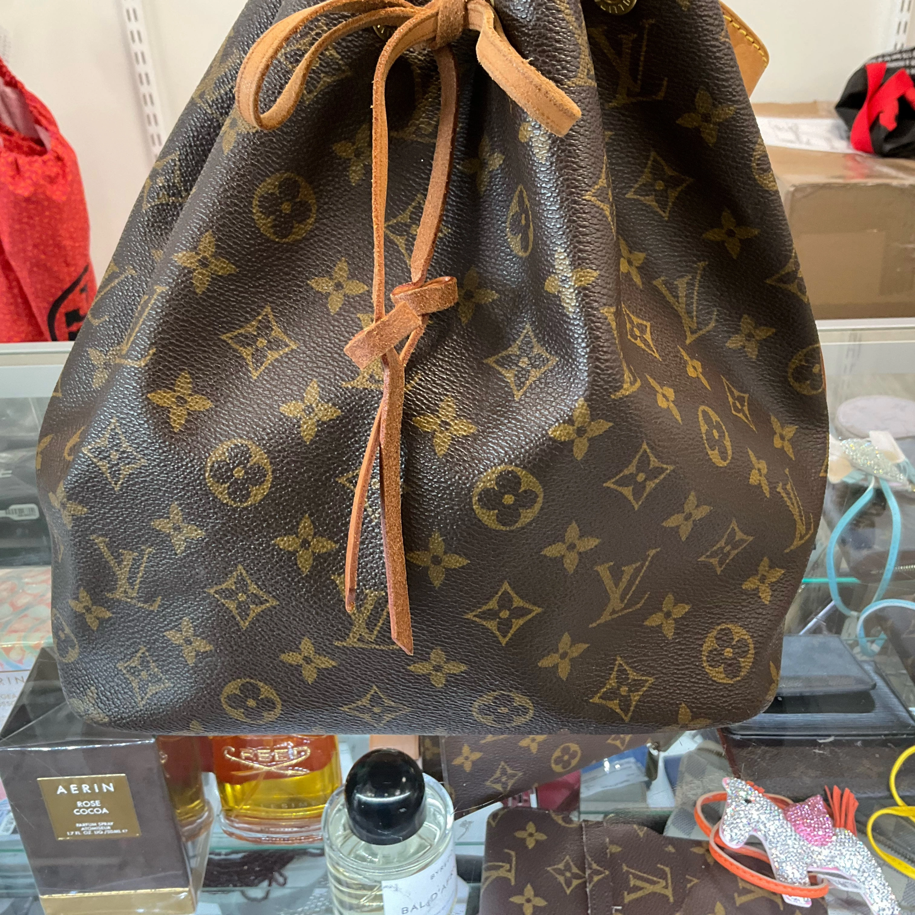 Louis Vuitton Handbag Stylish Street
