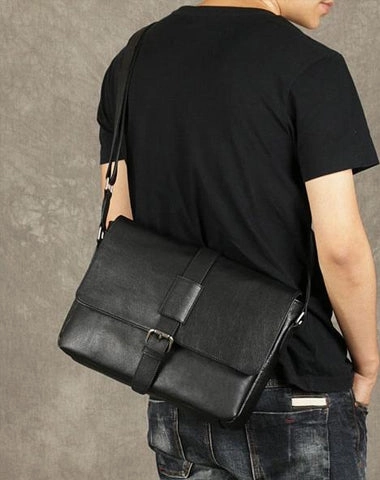 Black Leather Mens Cool Messenger Bag Shoulder Bag Bike Bag Shoulder Bag for men Urban Journey