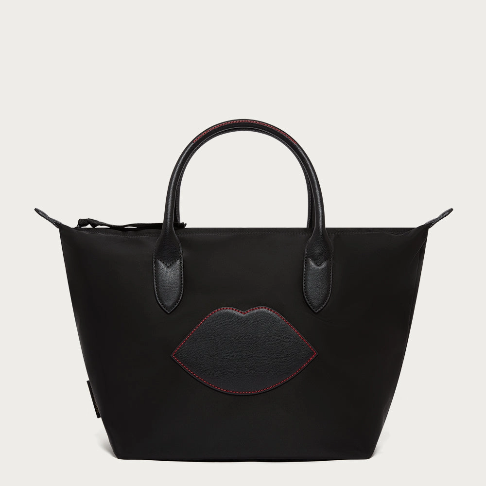 BLACK NYLON OH LU LU MEDIUM TOTE Casual Outfit
