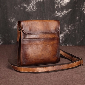 Vintage Brown Leather Men's Small Vertical Messenger Bag Side Bag Courier Bag For Men Practical Design Smart Travel