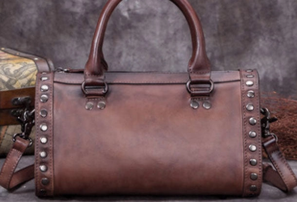Classic Companion Unstructured Shape Vintage Leather Boston Handbag Rivet Shoulder Bag Purses For Women
