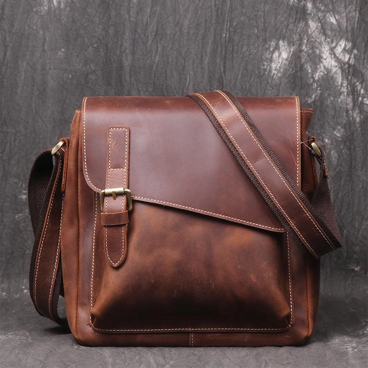 Vintage Leather Men's Small Side Bag Vertical Messenger Bag Shoulder Bag For Men Street Fashion Travel Necessity