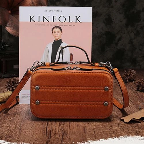 Elegant Travel Vintage Small Womens Leather Red Handbag Cube Box Small Red Leather Shoulder Bag for Men