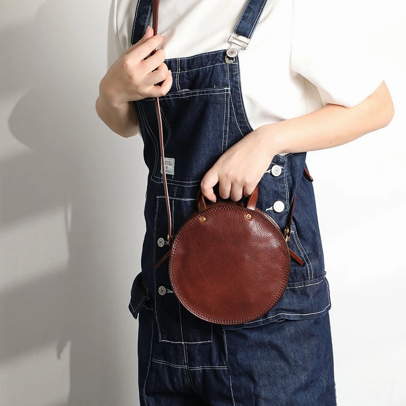 Vintage Womens Black Leather Round Handbag Purses Black Round Shoulder Bag Crossbody Handbag for Women Classic Daily Casual Comfort