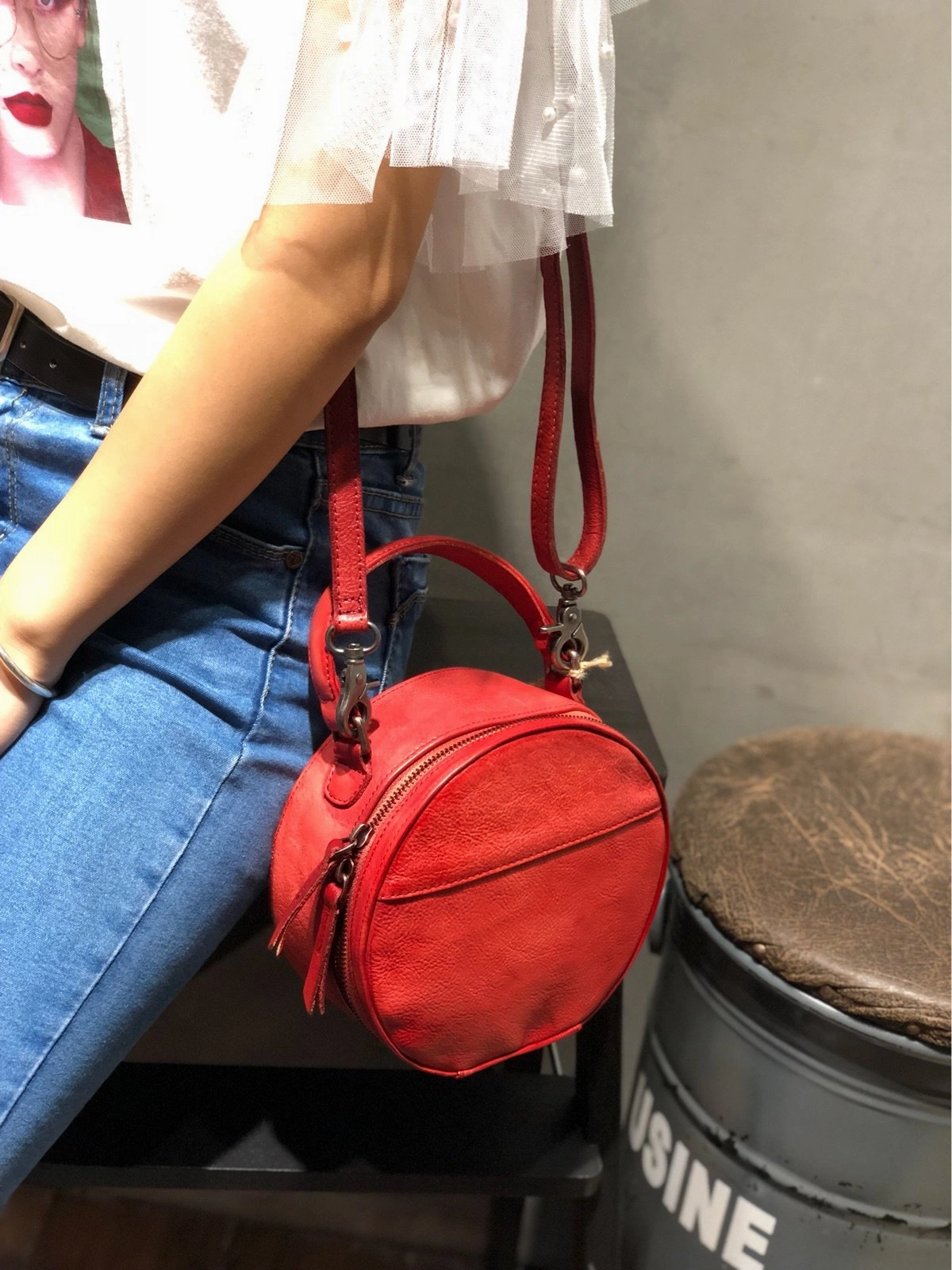 Waterproof Layer Vintage Womens Brown leather Circle Handbag Shoulder Bag Black Round Leather Crossbody Bag Side Purse