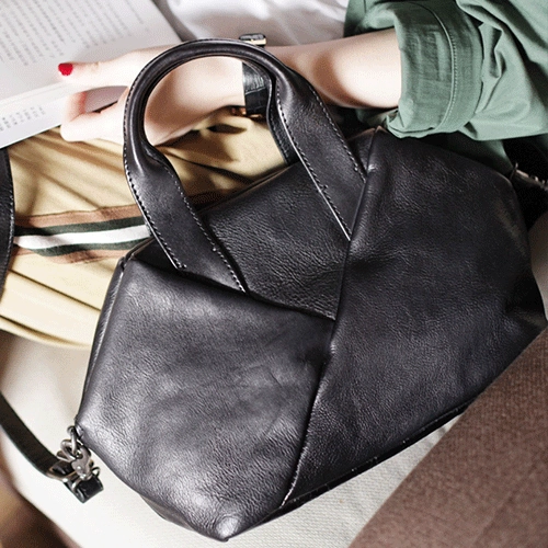 Vintage Womens Leather Dome Satchel Handbags Black Leather Satchel Handbags Side Bag for Ladies Magnetic Snap