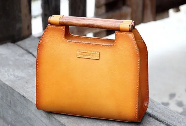 Handmade handbag purse leather crossbody bag purse shoulder bag for women Commuter Friendly Chic Detail