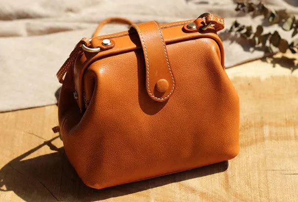 Classic Charm Modern Accessory Handmade Leather phone bag for women leather shoulder bag crossbody bag