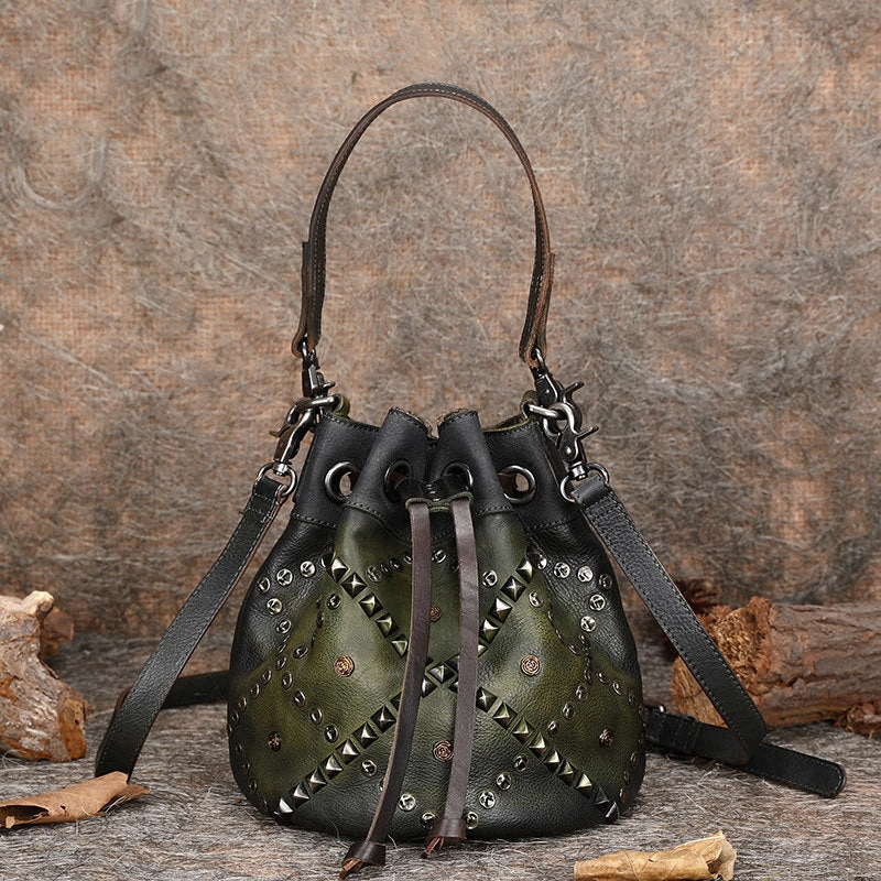 Womens Brown Leather Barrel Handbag Purse Vintage Rivet Round Shoulder Bag Bucket Crossbody Handbag for Women Smart Storage Soft Feel