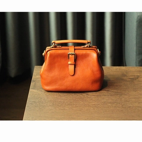 Womens Tan Leather Doctor Handbag Purses Vintage Small Doctor Crossbody Purse for Women Seasonal Favorite